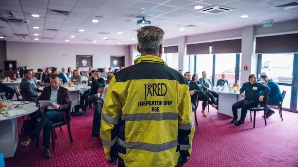 Jak często powinny odbywać się szkolenia BHP kierowców?